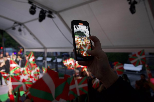 M-28  Kanpainaren hasiera Gasteizen, Bilbon eta Donostian