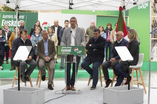M-28  Mitina Agurain  