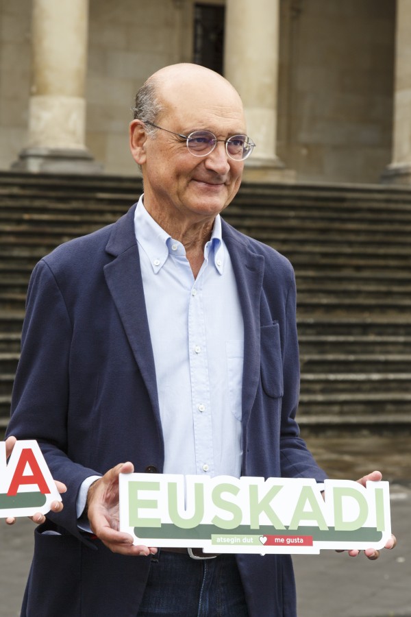 Kongresu eta Senaturako EAJ-PNVk Arabatik aurkeztuko dituen hautagaitzen aurkezpena