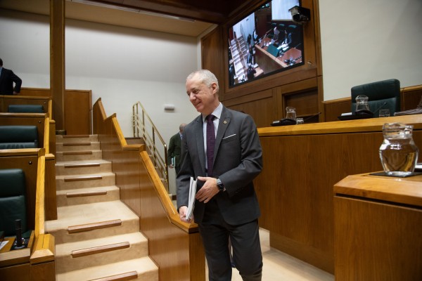 Pleno Ordinario en el Parlamento Vasco (30-11-2023)