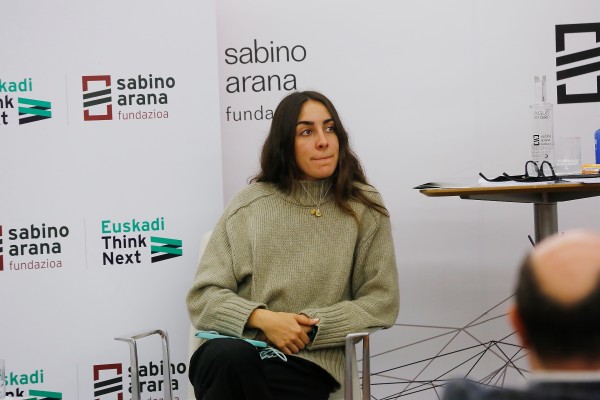 Euskadi Think Next - Politika eta komunikabideak