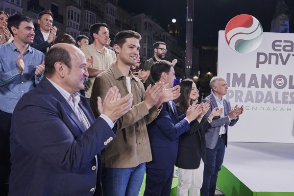 21-A Inicio de campaña. Elecciones Vascas. Vitoria-Gasteiz