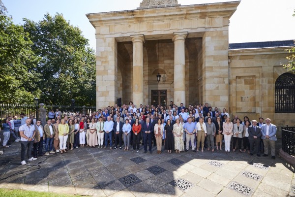 E-9 Demokraziaren aldeko ekitaldia E-9 Demokraziaren aldeko ekitaldia