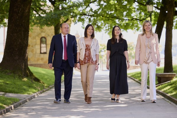 E-9 Demokraziaren aldeko ekitaldia E-9 Demokraziaren aldeko ekitaldia