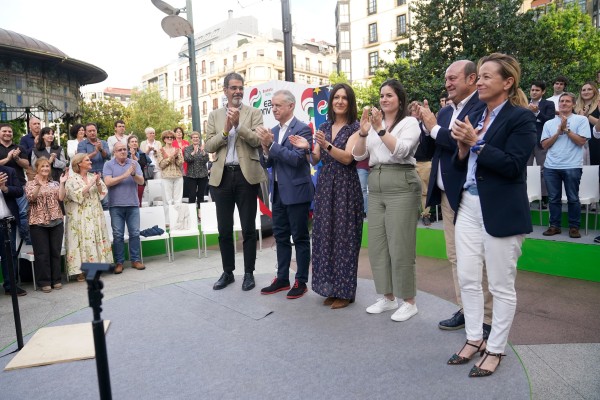 9-J Mitin Donostia - Oihane Agirregoitia, Aitana Agirre, Iñigo Urkullu, Andoni Ortuzar