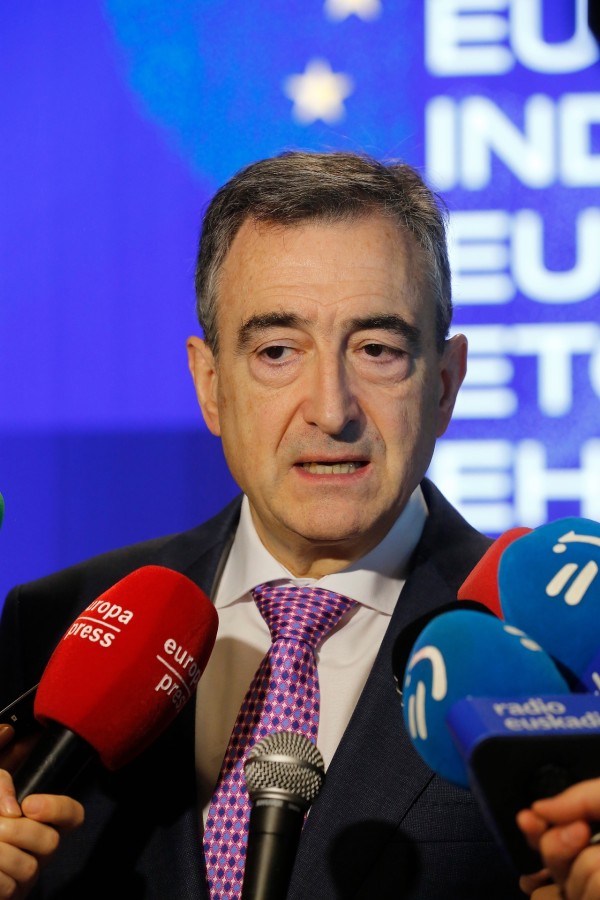 2026 01 15 EAJ eta klusterretako ordezkarien arteko bilera BATen