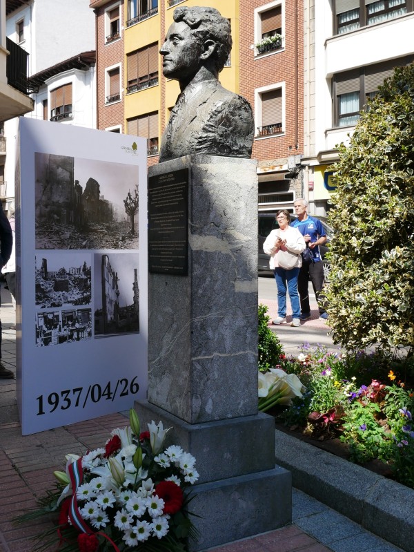 2026 04 26 Gernikako Bonbardaketaren 89. urteurrena