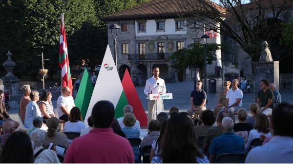 Mikel Urdangarin alkategaiaren aurkezpena