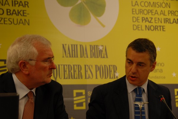 Pat Colgan e Iñigo Urkullu