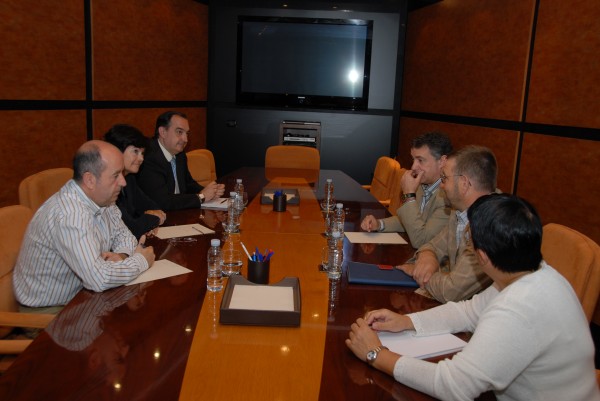 Reunión entre EAJ-PNV y UGT