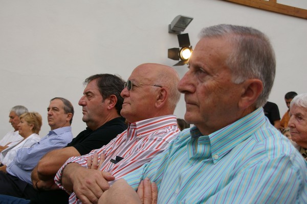 Javi Muruaga, Josu Urrutia eta Txomin Renteria Bakioko alkateak.