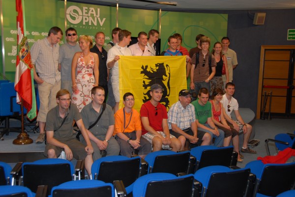 Flandes-ko Alderdi Abertzaleko kide gazteak 