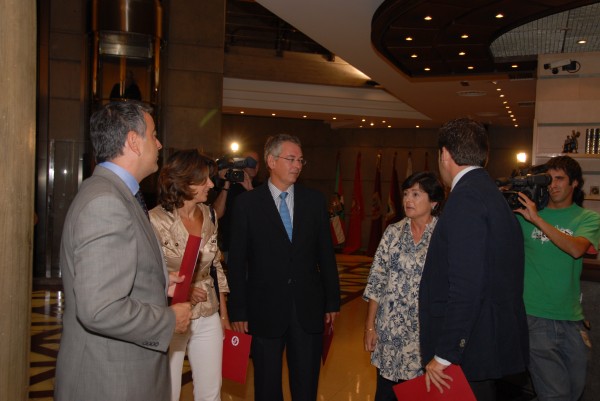 Reuniones de EAJ-PNV con partidos políticos