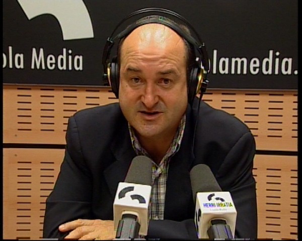 Ortuzar en Herri Irratia