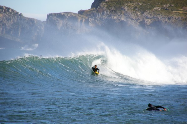 SURF TXAPELKETEA: 