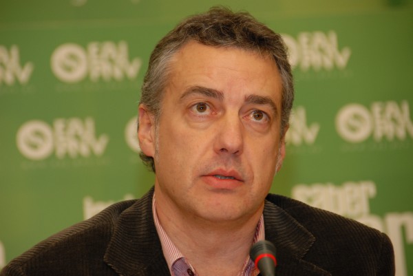 Ibarretxeren kontrako auzia bertan behera