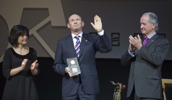 2009.kp Sabino Arana sariak