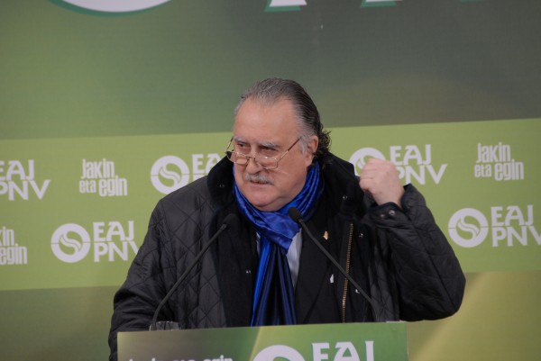 Tenderiako batzokiaren berrirekitze ekitaldia