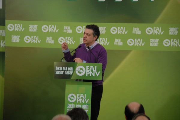 Tenderiako batzokiaren berrirekitze ekitaldia