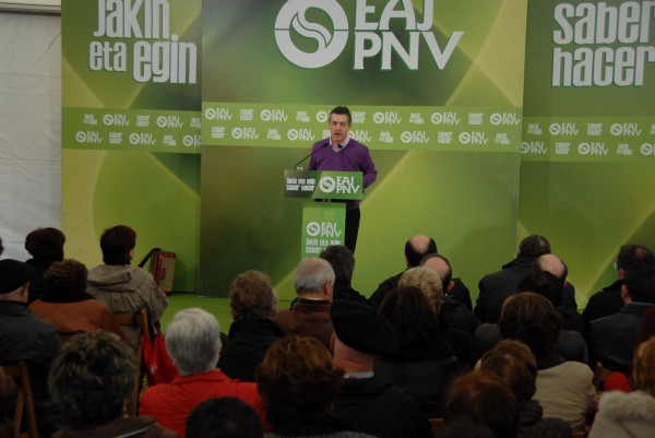 Tenderiako batzokiaren berrirekitze ekitaldia