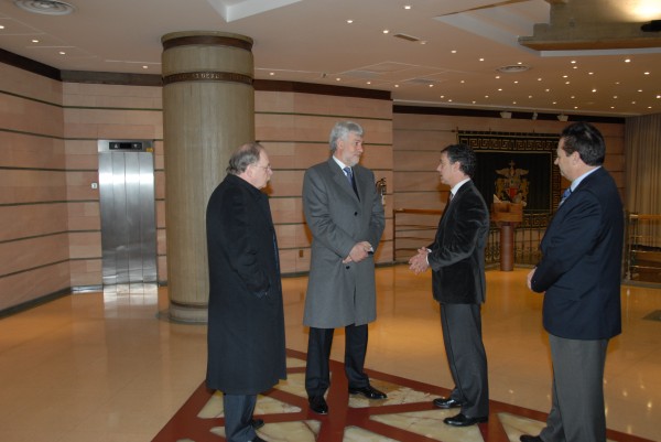 Reunión Embajador de Gran Bretaña y EAJ-PNV