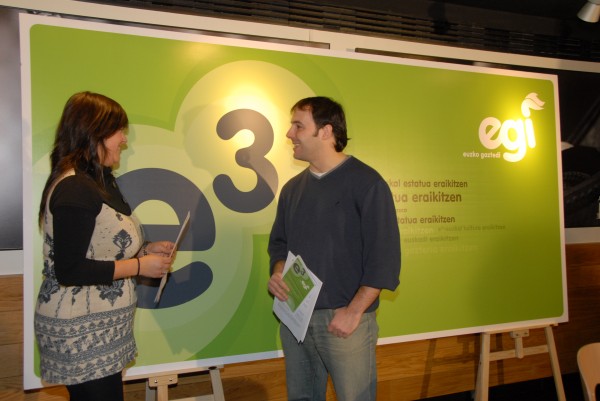 Euskal Estatua eraikitzen