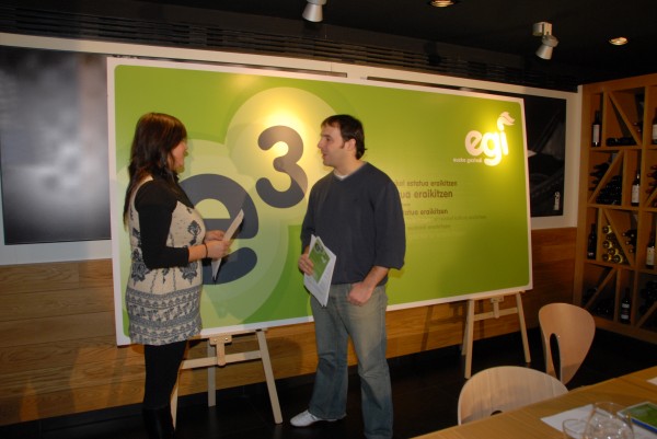 Euskal Estatua eraikitzen