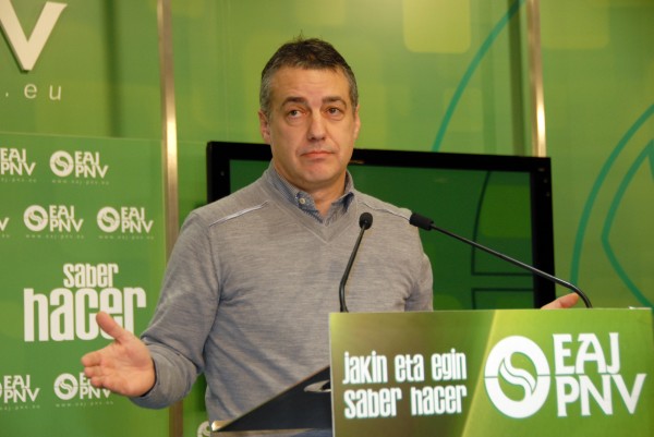 Kargu publikoekin bilera Sabin Etxean