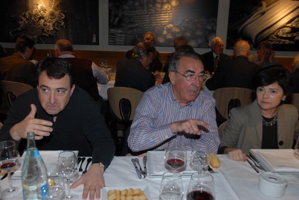 Aitor Esteban, Ricardo Ansotegi, Belen Greaves