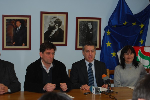 Rueda de prensa en San Juan de Luz