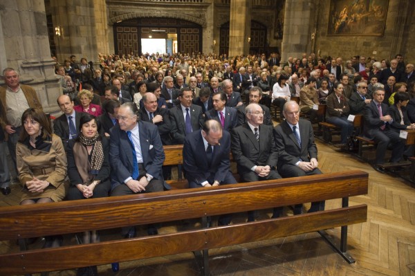 Agirre lehendakariari omenaldia