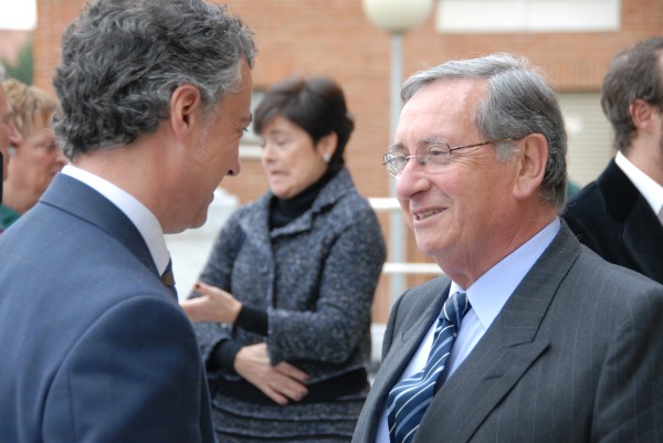 Getxon egin den Agirren Lehendakariari omenaldia