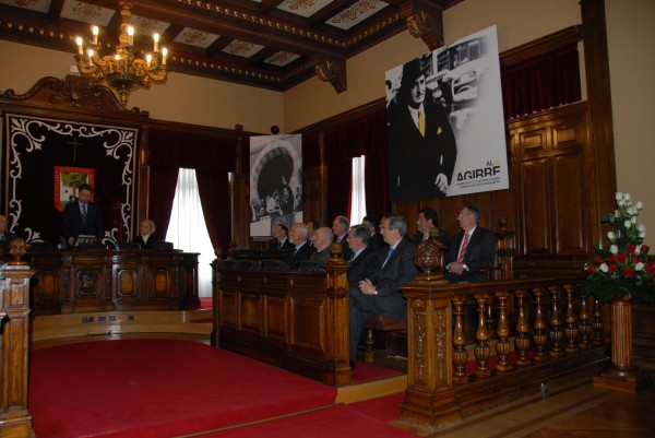 Getxon egin den Agirren Lehendakariari omenaldia