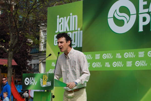 Gernika-Lumoko batzokiaren berrinaugurazioa