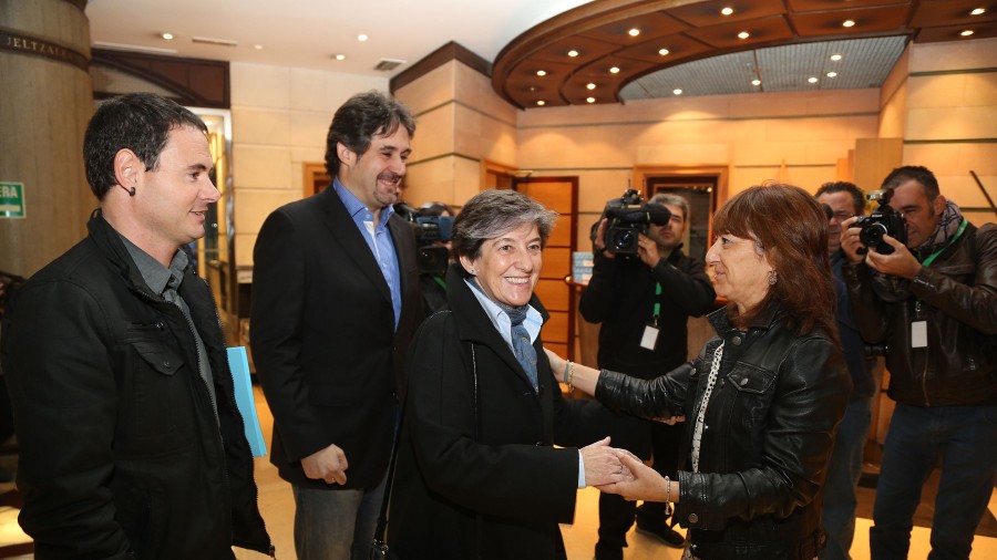 Encuentro con partidos políticos