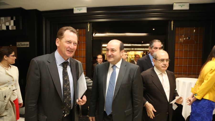 Andoni Ortuzar en Forum Europa