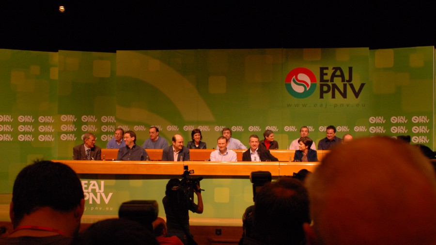 Asamblea Nacional Informativa de EAJ-PNV en el Palacio Euskalduna de Bilbao