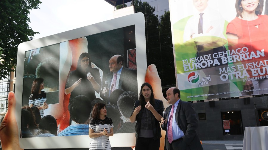 20140507IEAJ-PNV  Errealitate Handitutako aplikazioaren aurkezpena