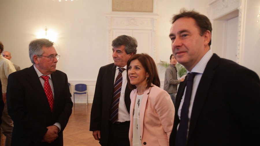 Izaskun Bilbao participa en la asamblea de Guitrans durante la jornada de reflexión