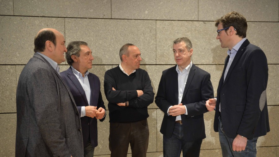 Gasteizko udaletxearen hautagaitzaren aurkezpena