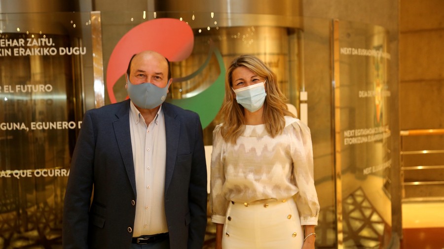 Andoni Ortuzar eta Yolanda Diez-en arteko bilera