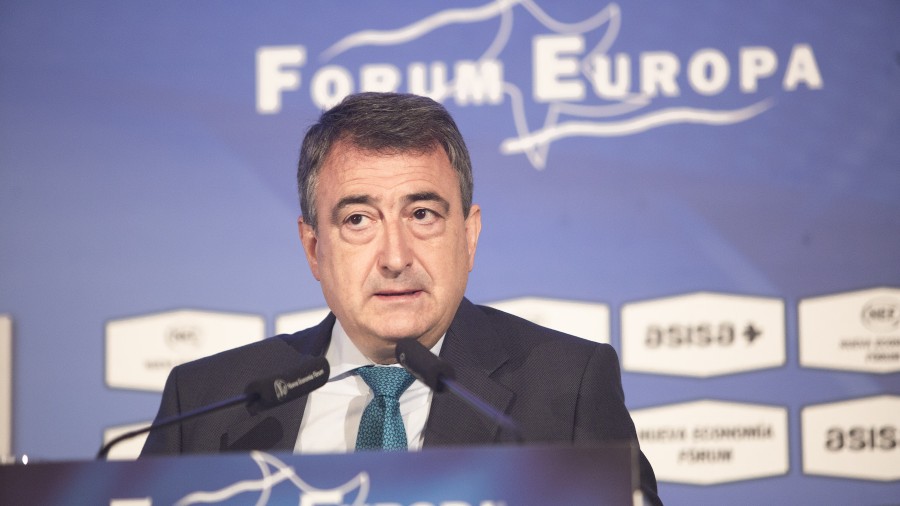 J-23 Forum Europa Madrid - Aitor Esteban