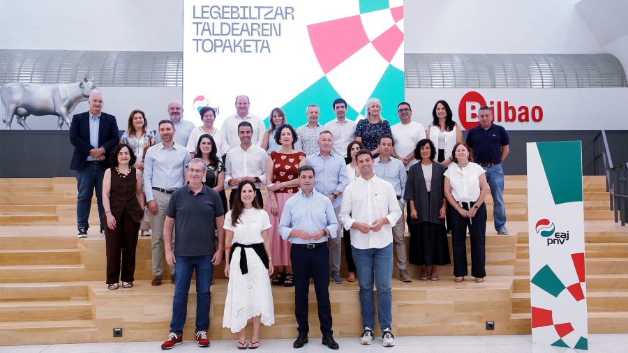 EAJ-PNVren Eusko Legebiltzarreko talde parlamentarioaren lan jardunaldia
