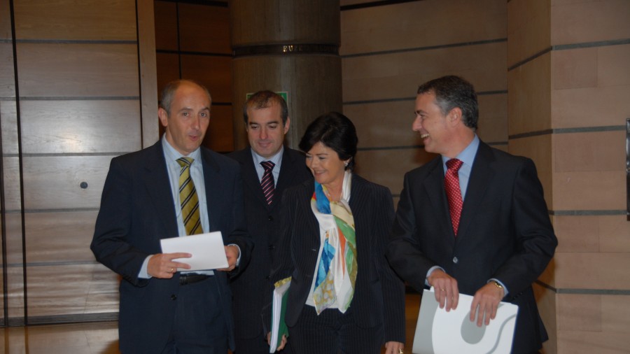 Haurdunaldia eteteari buruzko legea