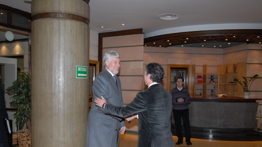 Reunión Embajador de Gran Bretaña y EAJ-PNV