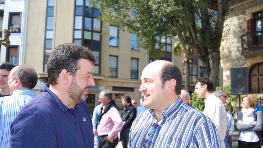 Gernika-Lumoko batzokiaren berrinaugurazioa