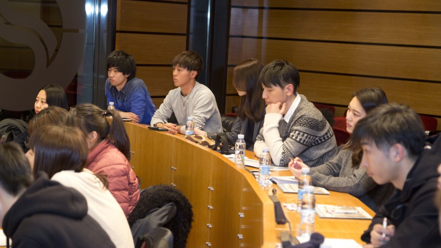 University students from Tokyo visit Sabin Etxea to get to know the innovation policies of EAJ-PNV