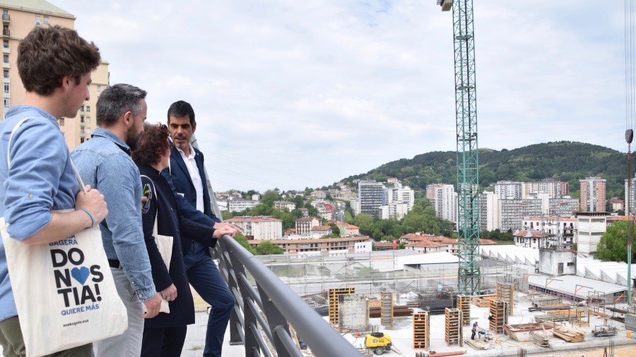 Eneko Goia plantea nuevas fórmulas innovadoras de vivienda y más alojamientos para jóvenes Eneko Goia plantea nuevas fórmulas innovadoras de vivienda y más alojamientos para jóvenes