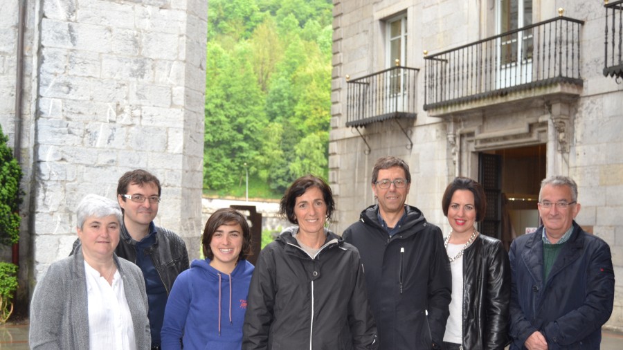 Tolosa, un municipio vivo, euskaldun e igualitario Tolosa, un municipio vivo, euskaldun e igualitario