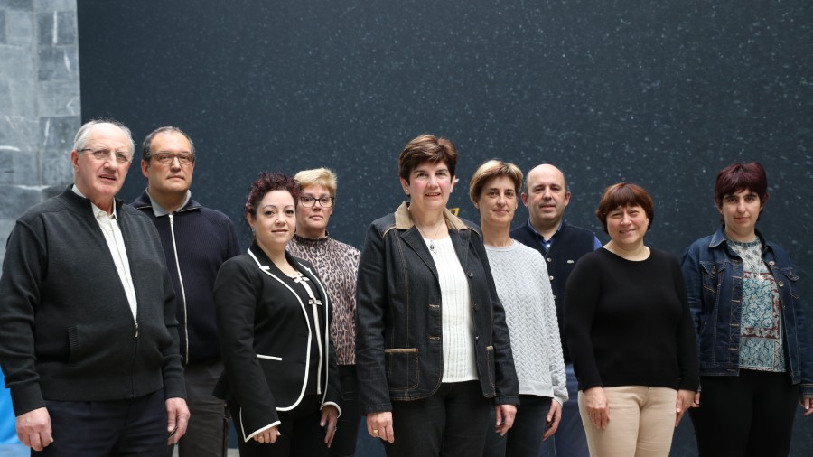 Ana Leunda hautagai jeltzaleak talde “sendoa, konprometitua eta anitza” aurkeztu du  